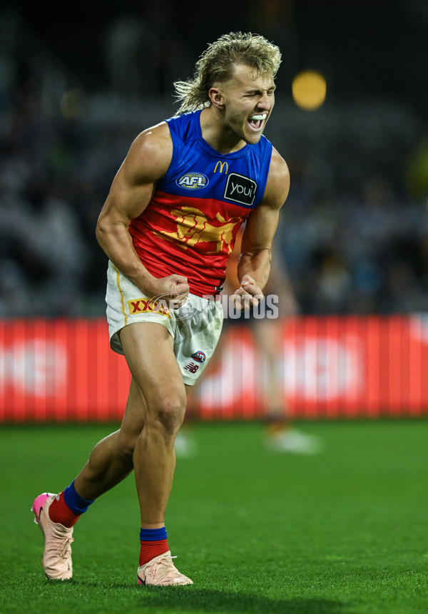 AFL 2025 Round 13 - Adelaide v Brisbane - A-59852850
