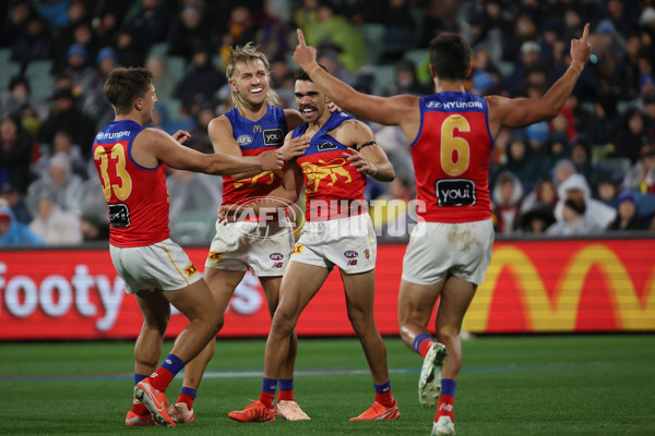 AFL 2025 Round 13 - Adelaide v Brisbane - A-59853509