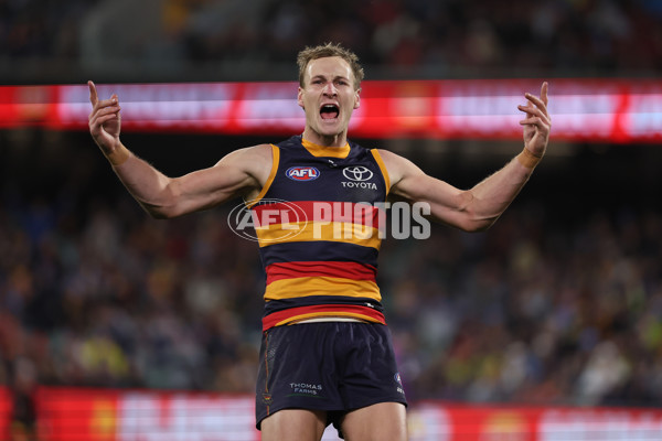 AFL 2025 Round 13 - Adelaide v Brisbane - A-59853538