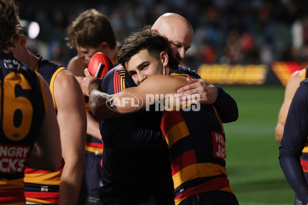AFL 2025 Round 13 - Adelaide v Brisbane - A-59855639