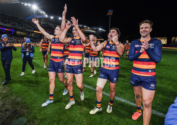 AFL 2025 Round 13 - Adelaide v Brisbane - A-59855644