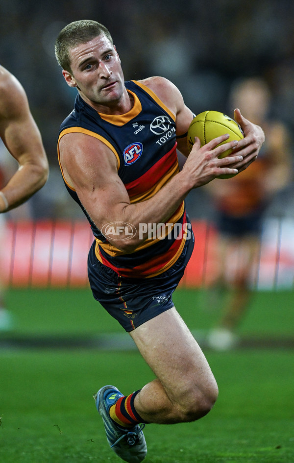 AFL 2025 Round 13 - Adelaide v Brisbane - A-59855691