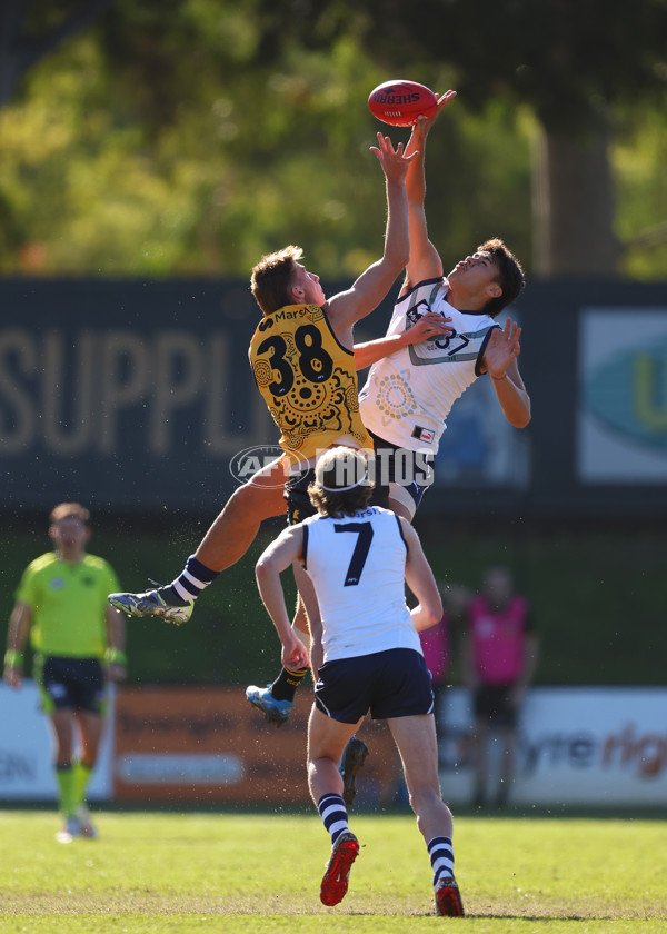 AFL National Championships U18 Boys 2025 - Western Australia v Victoria Country - A-59855730