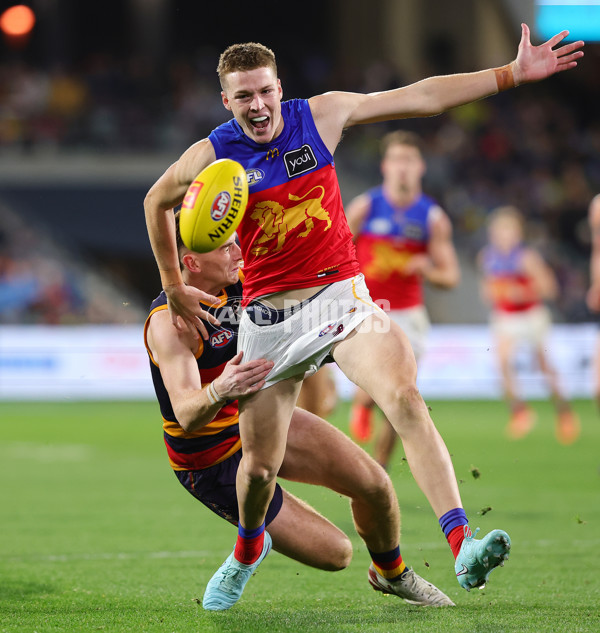 AFL 2025 Round 13 - Adelaide v Brisbane - A-59856458