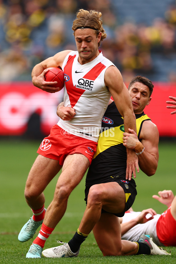 AFL 2025 Round 13 - Richmond v Sydney - A-59862398