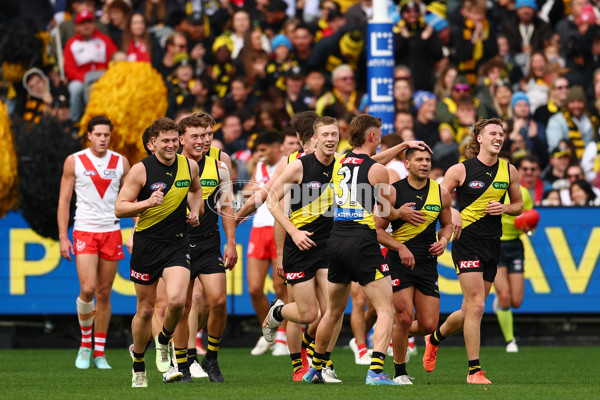 AFL 2025 Round 13 - Richmond v Sydney - A-59862410