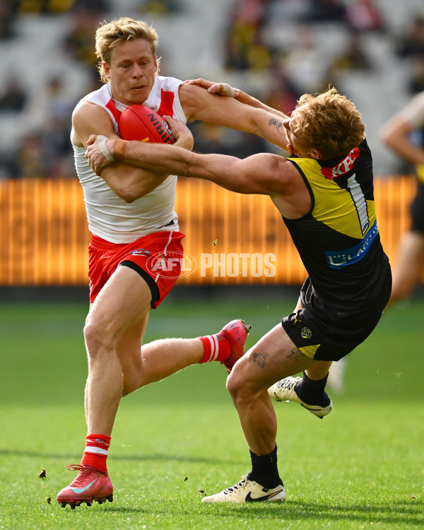 AFL 2025 Round 13 - Richmond v Sydney - A-59862461