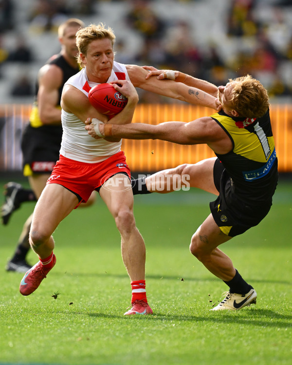 AFL 2025 Round 13 - Richmond v Sydney - A-59862465