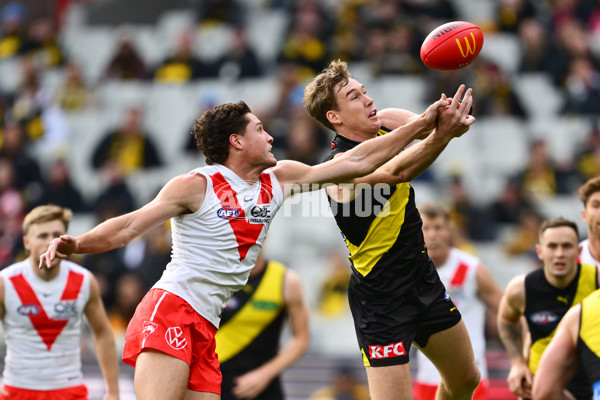 AFL 2025 Round 13 - Richmond v Sydney - A-59862607