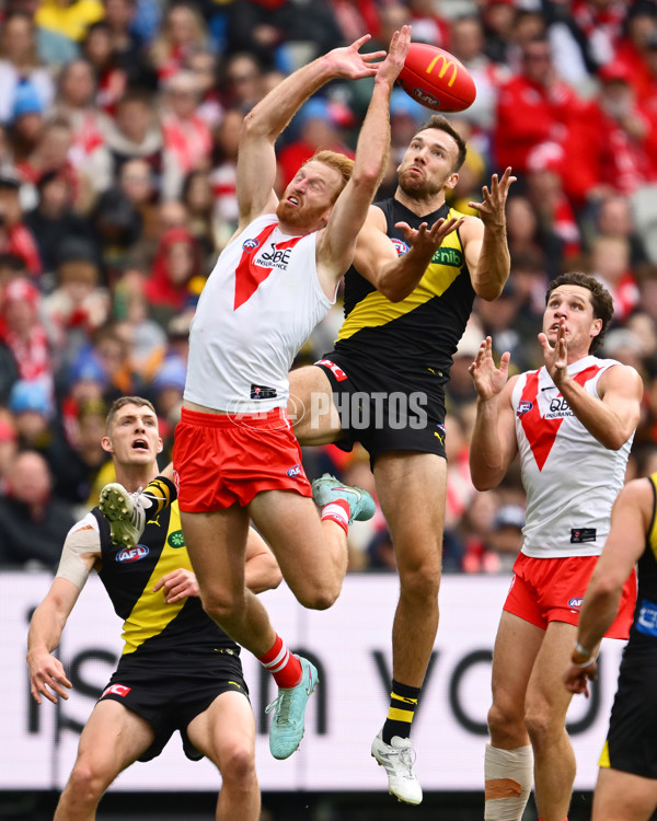 AFL 2025 Round 13 - Richmond v Sydney - A-59862621