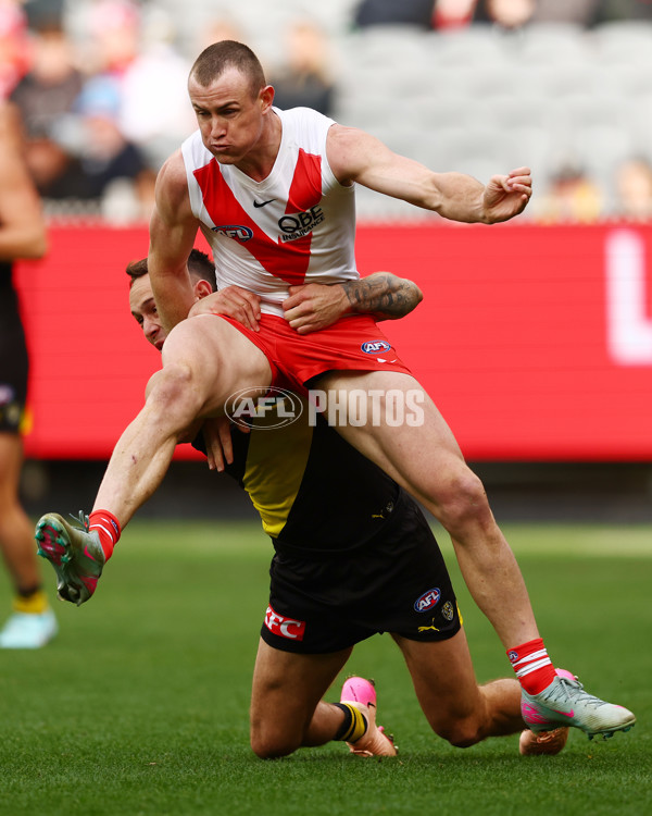 AFL 2025 Round 13 - Richmond v Sydney - A-59862658