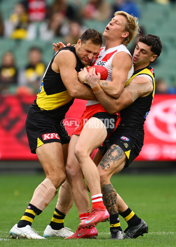 AFL 2025 Round 13 - Richmond v Sydney - A-59862689