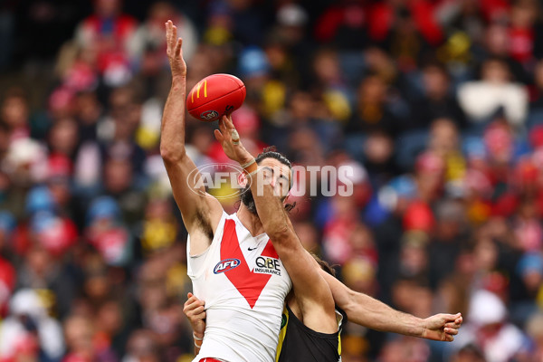 AFL 2025 Round 13 - Richmond v Sydney - A-59865147