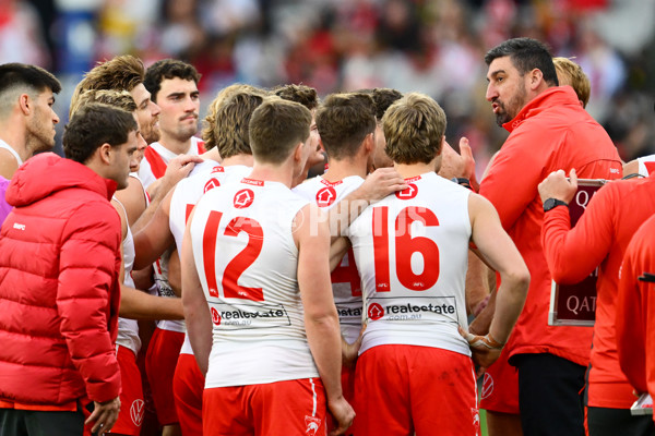 AFL 2025 Round 13 - Richmond v Sydney - A-59865187