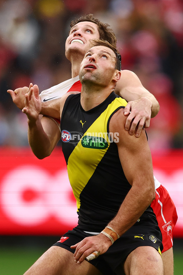AFL 2025 Round 13 - Richmond v Sydney - A-59865206