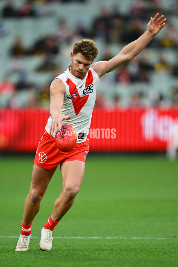 AFL 2025 Round 13 - Richmond v Sydney - A-59865207