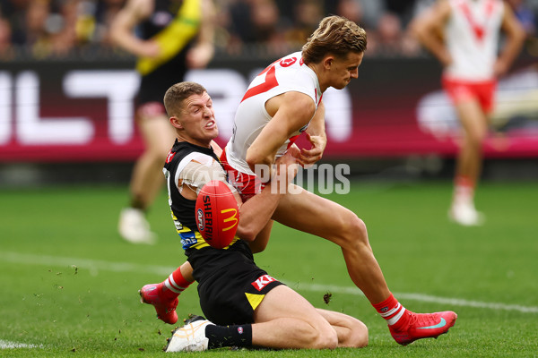 AFL 2025 Round 13 - Richmond v Sydney - A-59865213