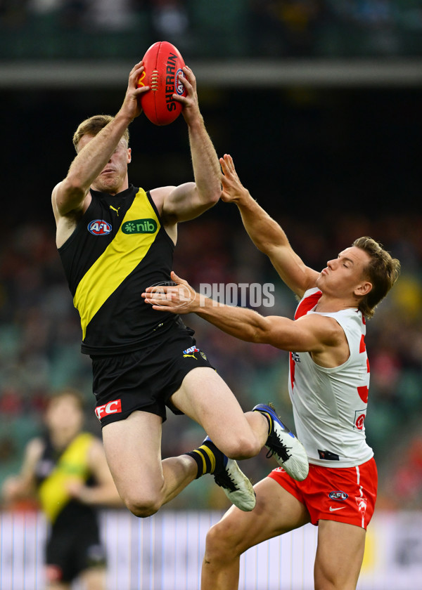 AFL 2025 Round 13 - Richmond v Sydney - A-59865819