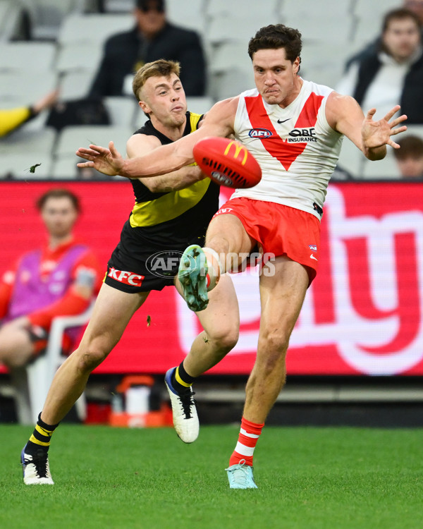 AFL 2025 Round 13 - Richmond v Sydney - A-59868368