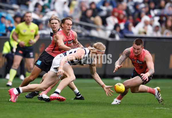 AFL 2025 Round 13 - Geelong v Gold Coast - A-59868376