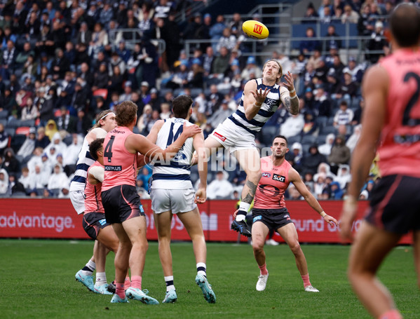 AFL 2025 Round 13 - Geelong v Gold Coast - A-59868381