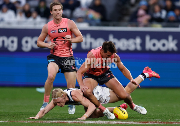 AFL 2025 Round 13 - Geelong v Gold Coast - A-59868441