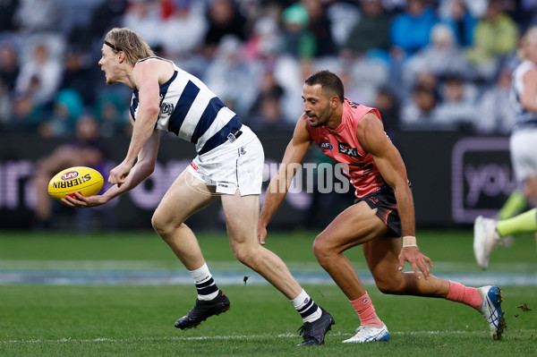 AFL 2025 Round 13 - Geelong v Gold Coast - A-59868442