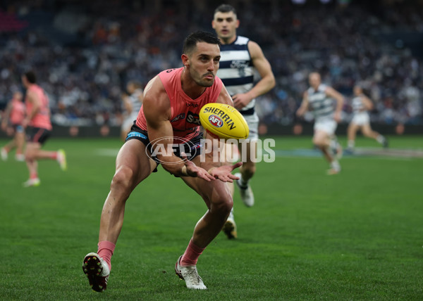 AFL 2025 Round 13 - Geelong v Gold Coast - A-59870327