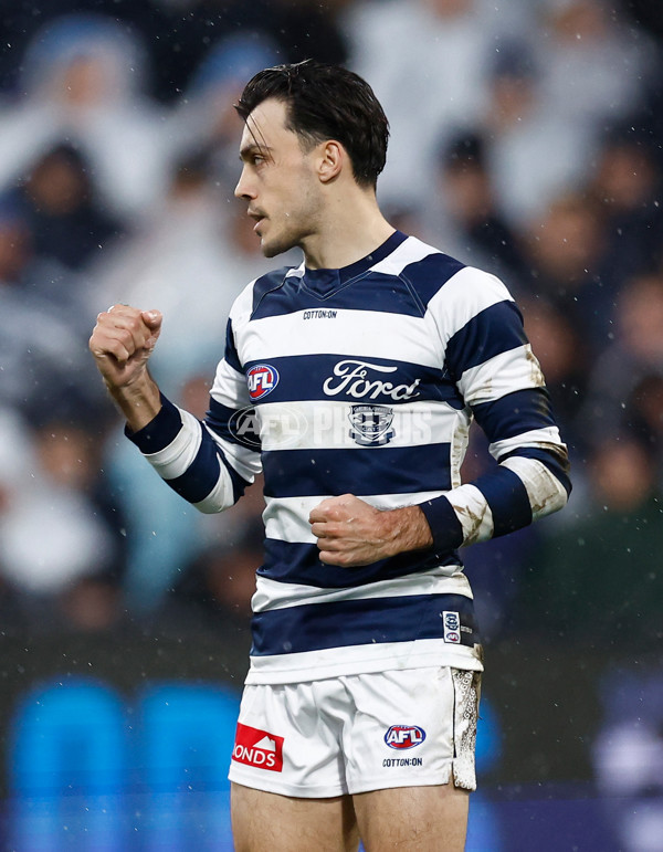 AFL 2025 Round 13 - Geelong v Gold Coast - A-59870374