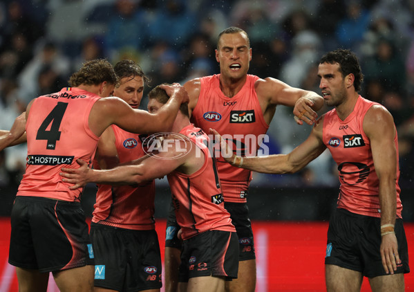 AFL 2025 Round 13 - Geelong v Gold Coast - A-59872053