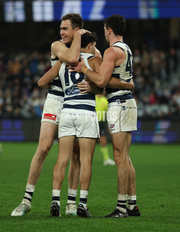 AFL 2025 Round 13 - Geelong v Gold Coast - A-59872090