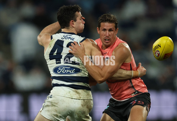 AFL 2025 Round 13 - Geelong v Gold Coast - A-59872553
