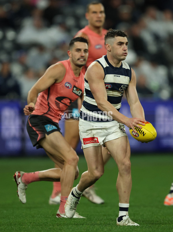 AFL 2025 Round 13 - Geelong v Gold Coast - A-59875228
