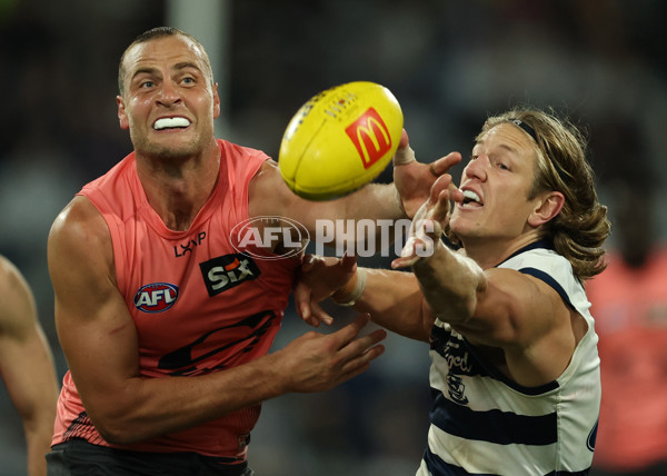 AFL 2025 Round 13 - Geelong v Gold Coast - A-59875266