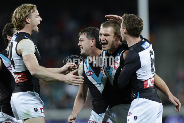 AFL 2025 Round 13 - GWS v Port Adelaide - A-59884305