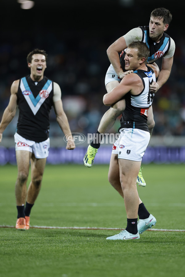 AFL 2025 Round 13 - GWS v Port Adelaide - A-59884312