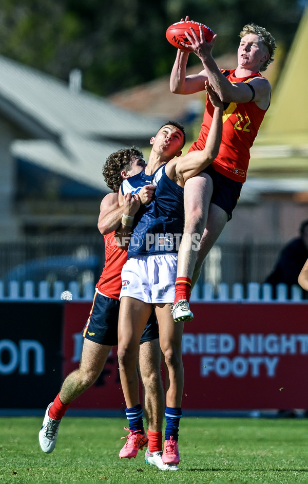 AFL National Championships U18 Boys 2025 - South Australia v Victoria Metro - A-59902323