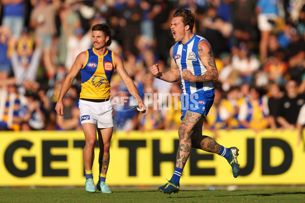 AFL 2025 Round 13 - North Melbourne v West Coast - A-59907260