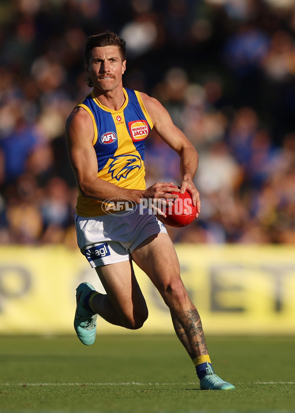 AFL 2025 Round 13 - North Melbourne v West Coast - A-59910034