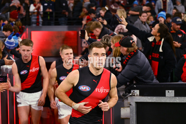 AFL 2025 Round 13 - Carlton v Essendon - A-59910044