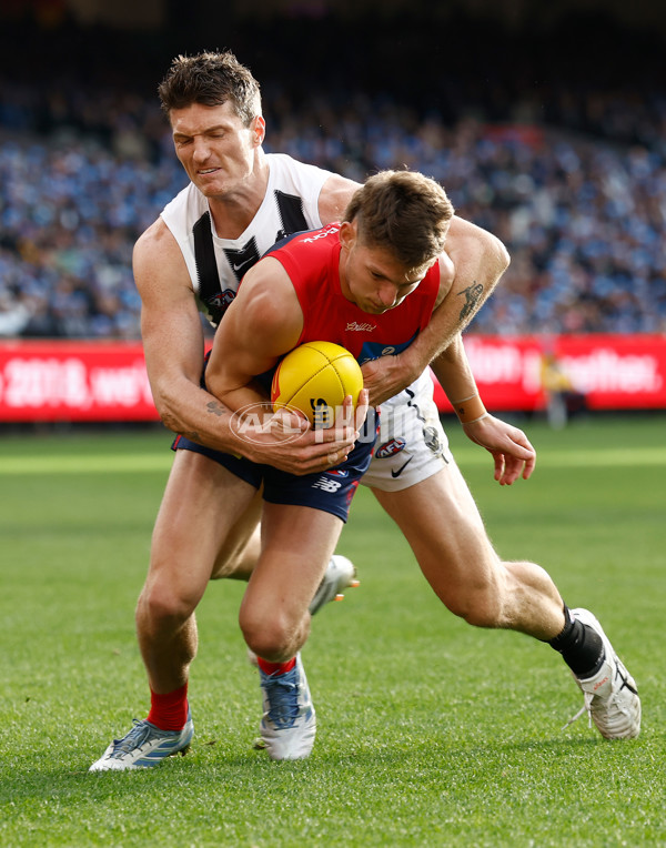 AFL 2025 Round 13 - Melbourne v Collingwood - A-59939888