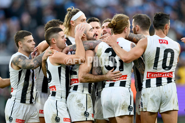 AFL 2025 Round 13 - Melbourne v Collingwood - A-59945296