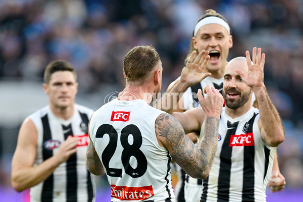 AFL 2025 Round 13 - Melbourne v Collingwood - A-59945297