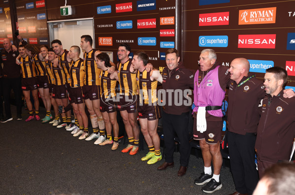 AFL 2025 Round 14 - Hawthorn v Adelaide - A-60012509