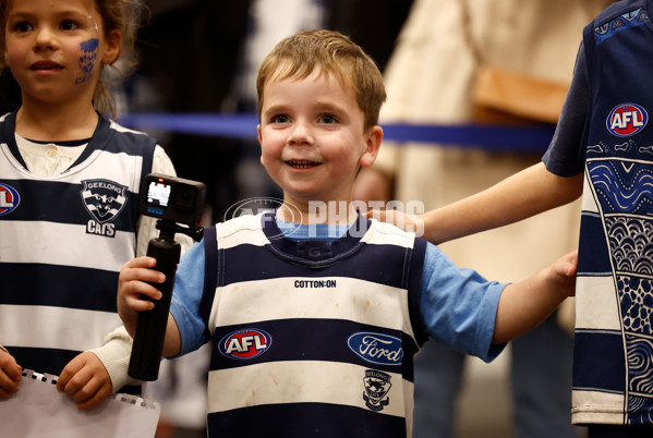 AFL 2025 Round 14 - Essendon v Geelong - A-60037031