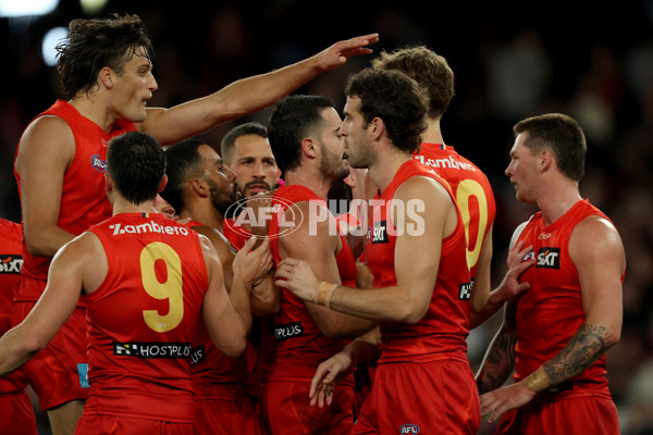 AFL 2025 Round 17 - Essendon v Gold Coast - A-60368756