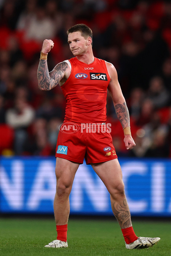 AFL 2025 Round 17 - Essendon v Gold Coast - A-60374225
