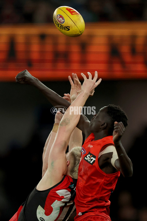 AFL 2025 Round 17 - Essendon v Gold Coast - A-60375202