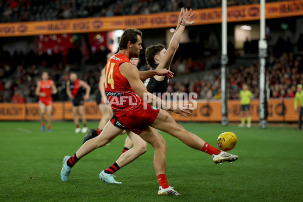 AFL 2025 Round 17 - Essendon v Gold Coast - A-60375205