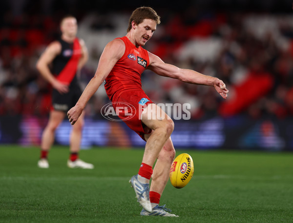 AFL 2025 Round 17 - Essendon v Gold Coast - A-60375213